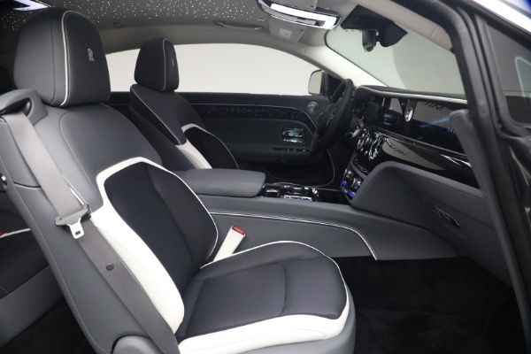 Used 2024 Rolls-Royce Spectre for sale $399,900 at Bugatti of Greenwich in Greenwich CT 06830 21
