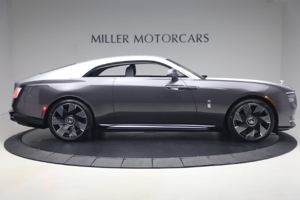 Used 2024 Rolls-Royce Spectre for sale $399,900 at Bugatti of Greenwich in Greenwich CT 06830 3