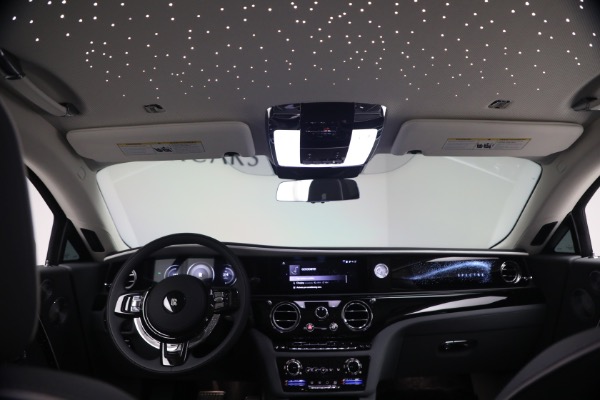 Used 2024 Rolls-Royce Spectre for sale $399,900 at Bugatti of Greenwich in Greenwich CT 06830 4
