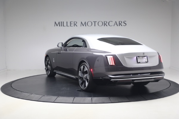 Used 2024 Rolls-Royce Spectre for sale $399,900 at Bugatti of Greenwich in Greenwich CT 06830 5