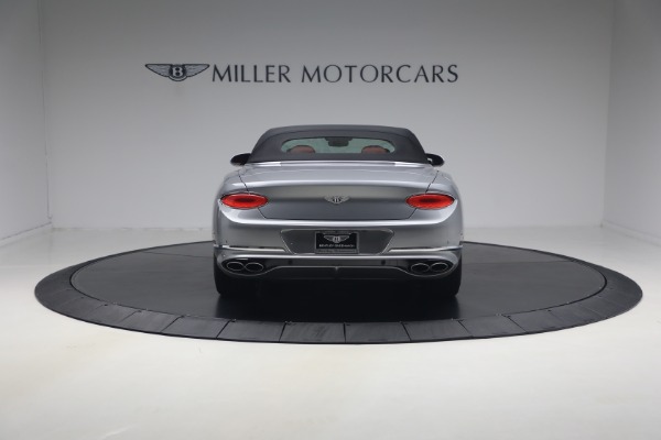 Used 2022 Bentley Continental GTC V8 for sale $219,900 at Bugatti of Greenwich in Greenwich CT 06830 19