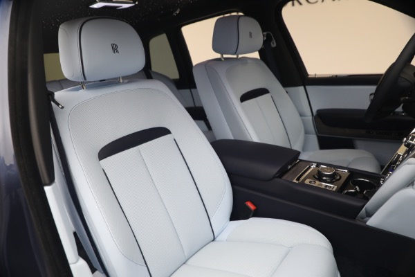 Used 2025 Rolls-Royce Cullinan for sale $419,900 at Bugatti of Greenwich in Greenwich CT 06830 18