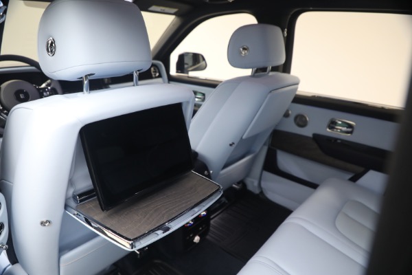 Used 2025 Rolls-Royce Cullinan for sale $419,900 at Bugatti of Greenwich in Greenwich CT 06830 22