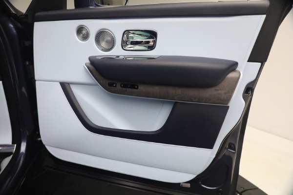 Used 2025 Rolls-Royce Cullinan for sale $419,900 at Bugatti of Greenwich in Greenwich CT 06830 23