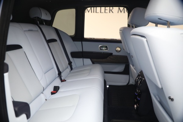 Used 2025 Rolls-Royce Cullinan for sale $419,900 at Bugatti of Greenwich in Greenwich CT 06830 25