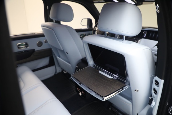 Used 2025 Rolls-Royce Cullinan for sale $419,900 at Bugatti of Greenwich in Greenwich CT 06830 26
