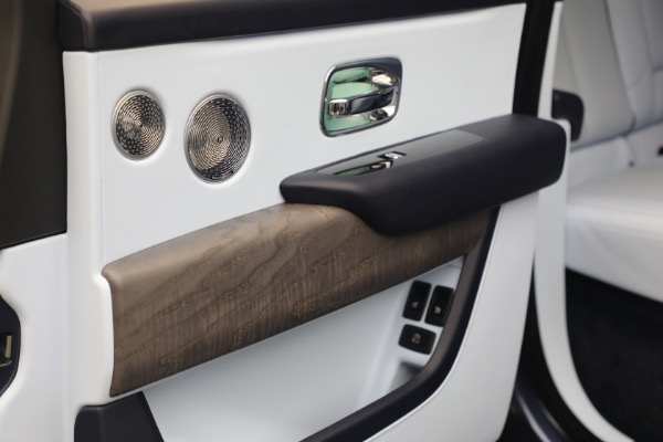 Used 2025 Rolls-Royce Cullinan for sale $419,900 at Bugatti of Greenwich in Greenwich CT 06830 28