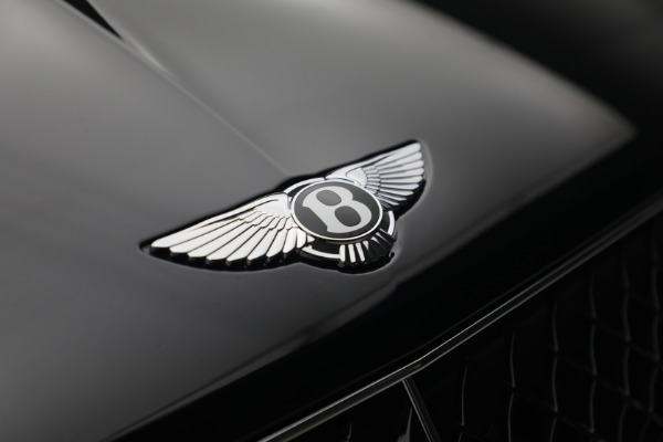 New 2026 Bentley Bentayga V8 for sale $244,330 at Bugatti of Greenwich in Greenwich CT 06830 13