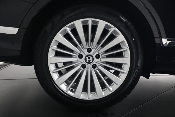 New 2026 Bentley Bentayga V8 for sale $244,330 at Bugatti of Greenwich in Greenwich CT 06830 16