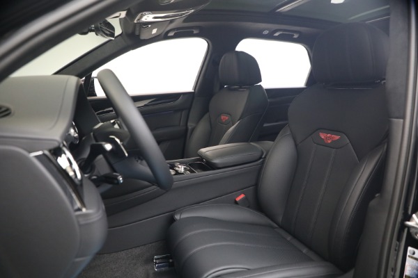 New 2026 Bentley Bentayga V8 for sale $244,330 at Bugatti of Greenwich in Greenwich CT 06830 21