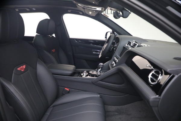 New 2026 Bentley Bentayga V8 for sale $244,330 at Bugatti of Greenwich in Greenwich CT 06830 27