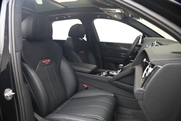 New 2026 Bentley Bentayga V8 for sale $244,330 at Bugatti of Greenwich in Greenwich CT 06830 28