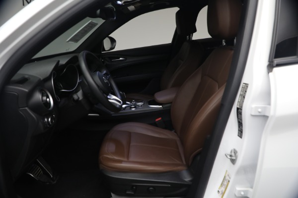 Used 2023 Alfa Romeo Stelvio Ti for sale $32,900 at Bugatti of Greenwich in Greenwich CT 06830 13