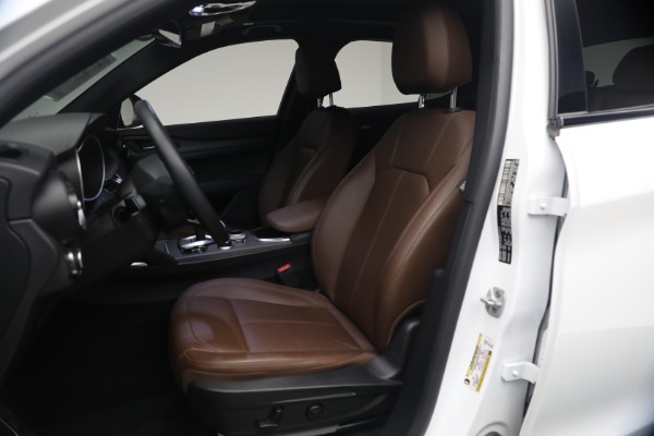 Used 2023 Alfa Romeo Stelvio Ti for sale $32,900 at Bugatti of Greenwich in Greenwich CT 06830 14