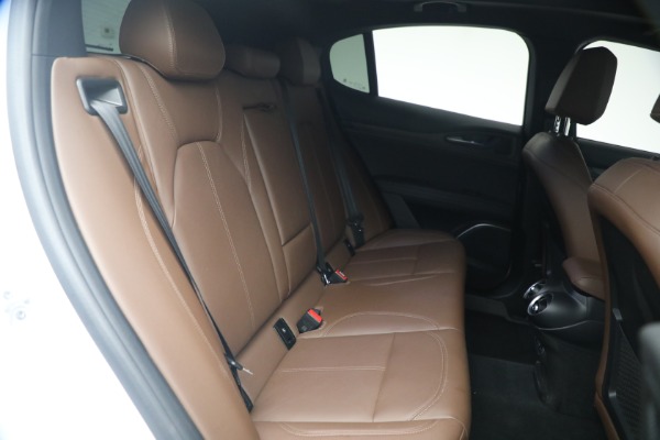 Used 2023 Alfa Romeo Stelvio Ti for sale $32,900 at Bugatti of Greenwich in Greenwich CT 06830 19