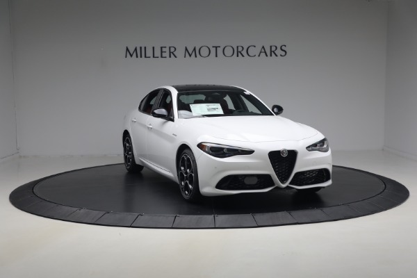 New 2026 Alfa Romeo Giulia Veloce for sale $55,870 at Bugatti of Greenwich in Greenwich CT 06830 12