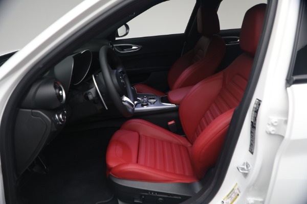 New 2026 Alfa Romeo Giulia Veloce for sale $55,870 at Bugatti of Greenwich in Greenwich CT 06830 14