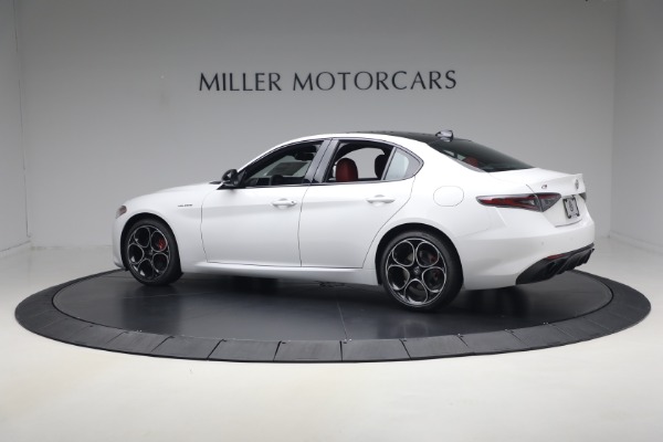 New 2026 Alfa Romeo Giulia Veloce for sale $55,870 at Bugatti of Greenwich in Greenwich CT 06830 4