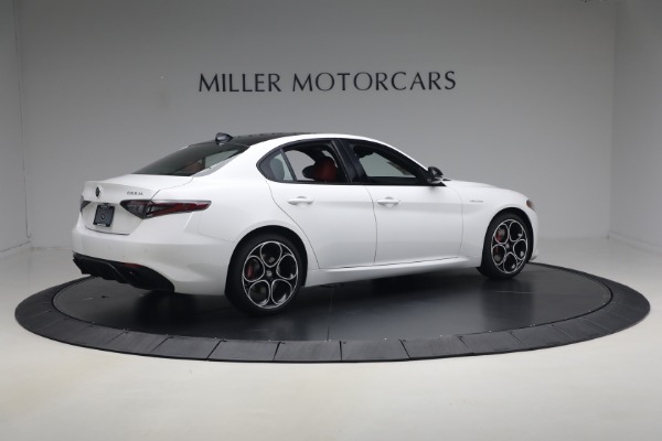 New 2026 Alfa Romeo Giulia Veloce for sale $55,870 at Bugatti of Greenwich in Greenwich CT 06830 9