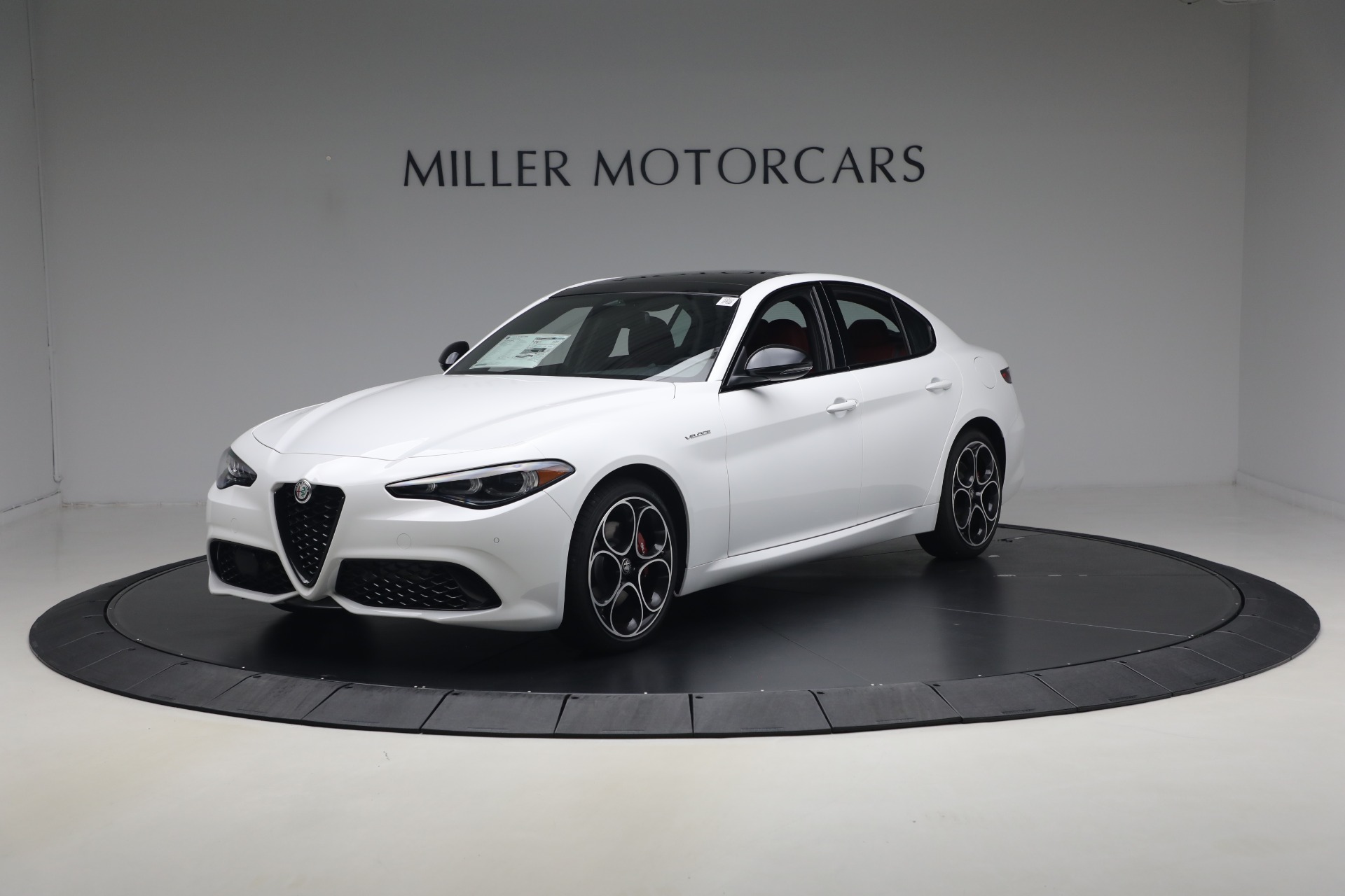 New 2026 Alfa Romeo Giulia Veloce for sale $55,870 at Bugatti of Greenwich in Greenwich CT 06830 1