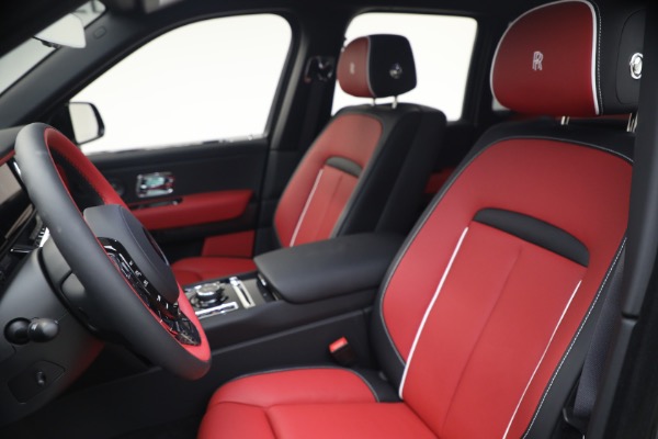 New 2027 Rolls-Royce Black Badge Cullinan for sale $569,350 at Bugatti of Greenwich in Greenwich CT 06830 15