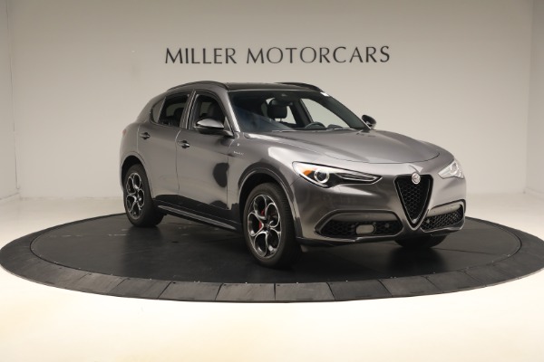 Used 2023 Alfa Romeo Stelvio Veloce for sale $34,900 at Bugatti of Greenwich in Greenwich CT 06830 11