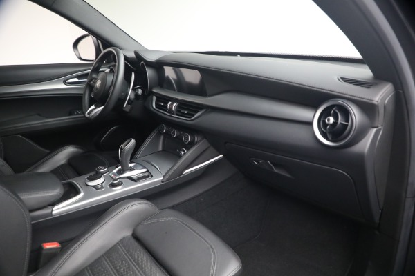 Used 2023 Alfa Romeo Stelvio Veloce for sale $34,900 at Bugatti of Greenwich in Greenwich CT 06830 22