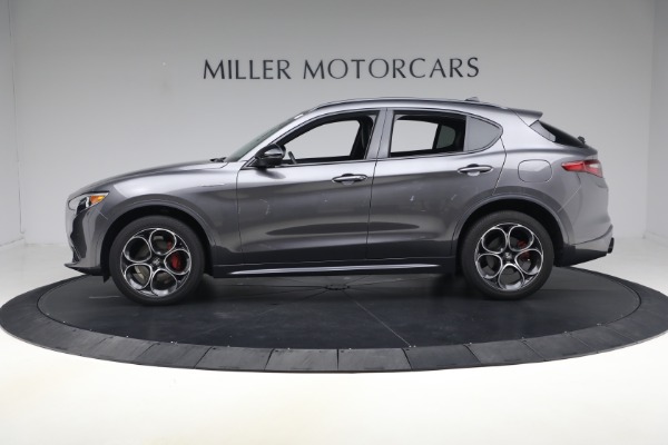 Used 2023 Alfa Romeo Stelvio Veloce for sale $34,900 at Bugatti of Greenwich in Greenwich CT 06830 3