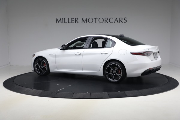 New 2026 Alfa Romeo Giulia Veloce for sale $57,670 at Bugatti of Greenwich in Greenwich CT 06830 5