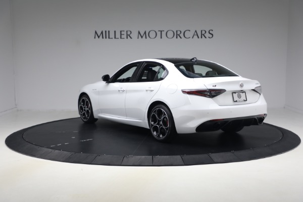 New 2026 Alfa Romeo Giulia Veloce for sale $57,670 at Bugatti of Greenwich in Greenwich CT 06830 6
