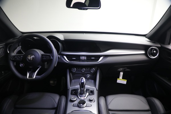 New 2026 Alfa Romeo Stelvio for sale $58,091 at Bugatti of Greenwich in Greenwich CT 06830 22