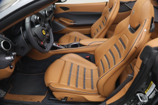 Used 2022 Ferrari Portofino M for sale $289,900 at Bugatti of Greenwich in Greenwich CT 06830 15