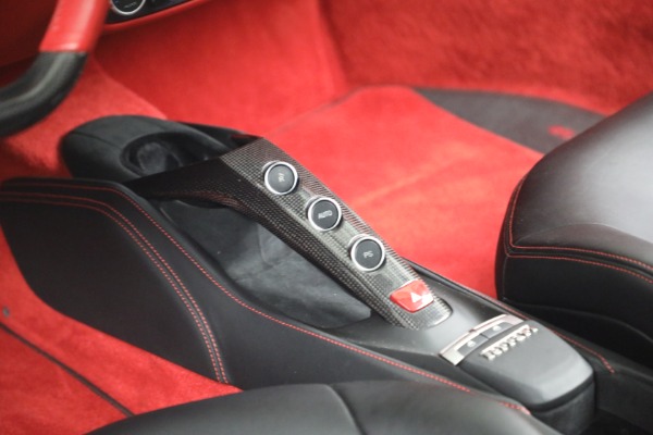 Used 2018 Ferrari 488 GTB for sale $399,900 at Bugatti of Greenwich in Greenwich CT 06830 19