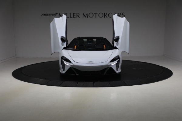 New 2026 McLaren Artura Spider Vision for sale $337,400 at Bugatti of Greenwich in Greenwich CT 06830 12