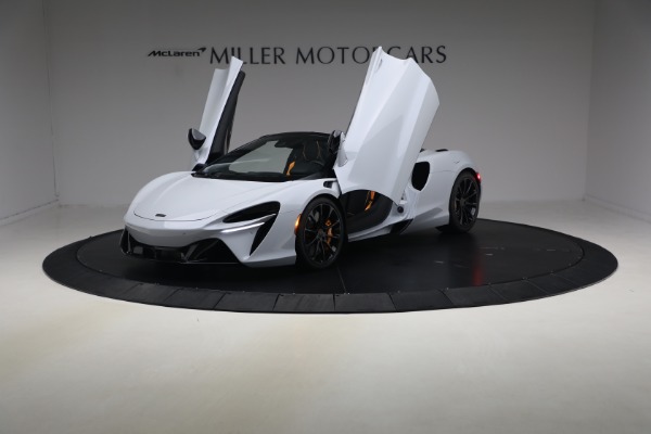 New 2026 McLaren Artura Spider Vision for sale $337,400 at Bugatti of Greenwich in Greenwich CT 06830 13