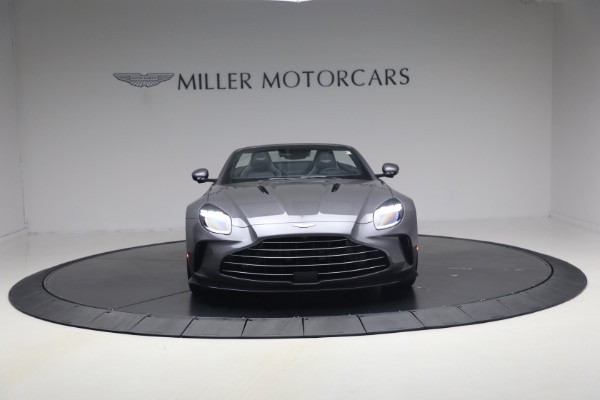 New 2026 Aston Martin Vantage S Roadster for sale $277,680 at Bugatti of Greenwich in Greenwich CT 06830 14