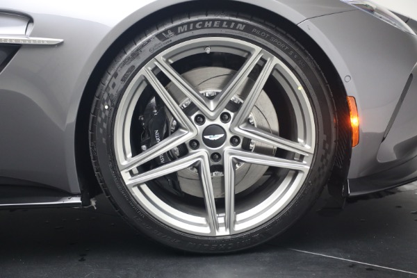 New 2026 Aston Martin Vantage S Roadster for sale $277,680 at Bugatti of Greenwich in Greenwich CT 06830 27