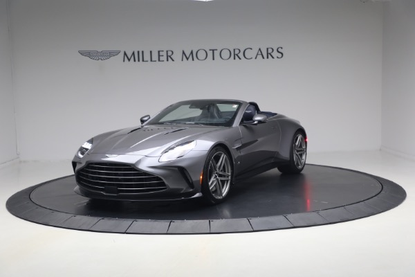 New 2026 Aston Martin Vantage S Roadster for sale $277,680 at Bugatti of Greenwich in Greenwich CT 06830 1