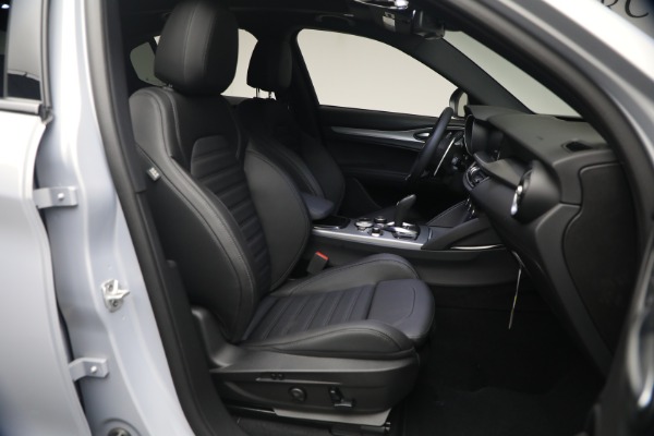 New 2026 Alfa Romeo Stelvio Veloce for sale $59,215 at Bugatti of Greenwich in Greenwich CT 06830 14