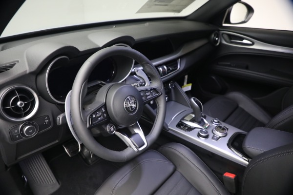 New 2026 Alfa Romeo Stelvio Veloce for sale $59,215 at Bugatti of Greenwich in Greenwich CT 06830 21