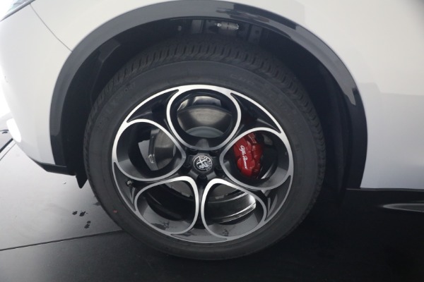 New 2026 Alfa Romeo Stelvio Veloce for sale $59,215 at Bugatti of Greenwich in Greenwich CT 06830 24