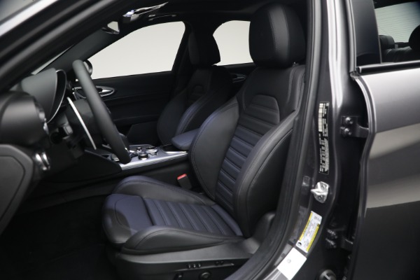 New 2026 Alfa Romeo Giulia Veloce for sale $55,815 at Bugatti of Greenwich in Greenwich CT 06830 15