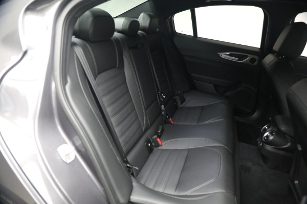 New 2026 Alfa Romeo Giulia Veloce for sale $55,815 at Bugatti of Greenwich in Greenwich CT 06830 19