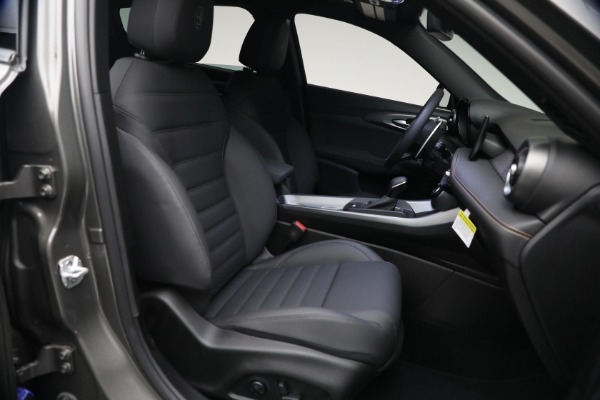 New 2026 Alfa Romeo Tonale Veloce for sale $50,035 at Bugatti of Greenwich in Greenwich CT 06830 16