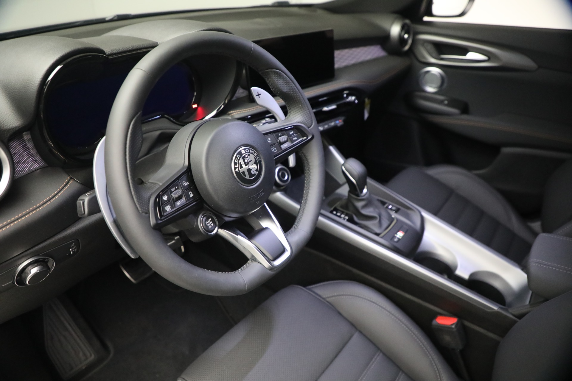2026 Alfa Romeo Tonale Veloce - Photo 21