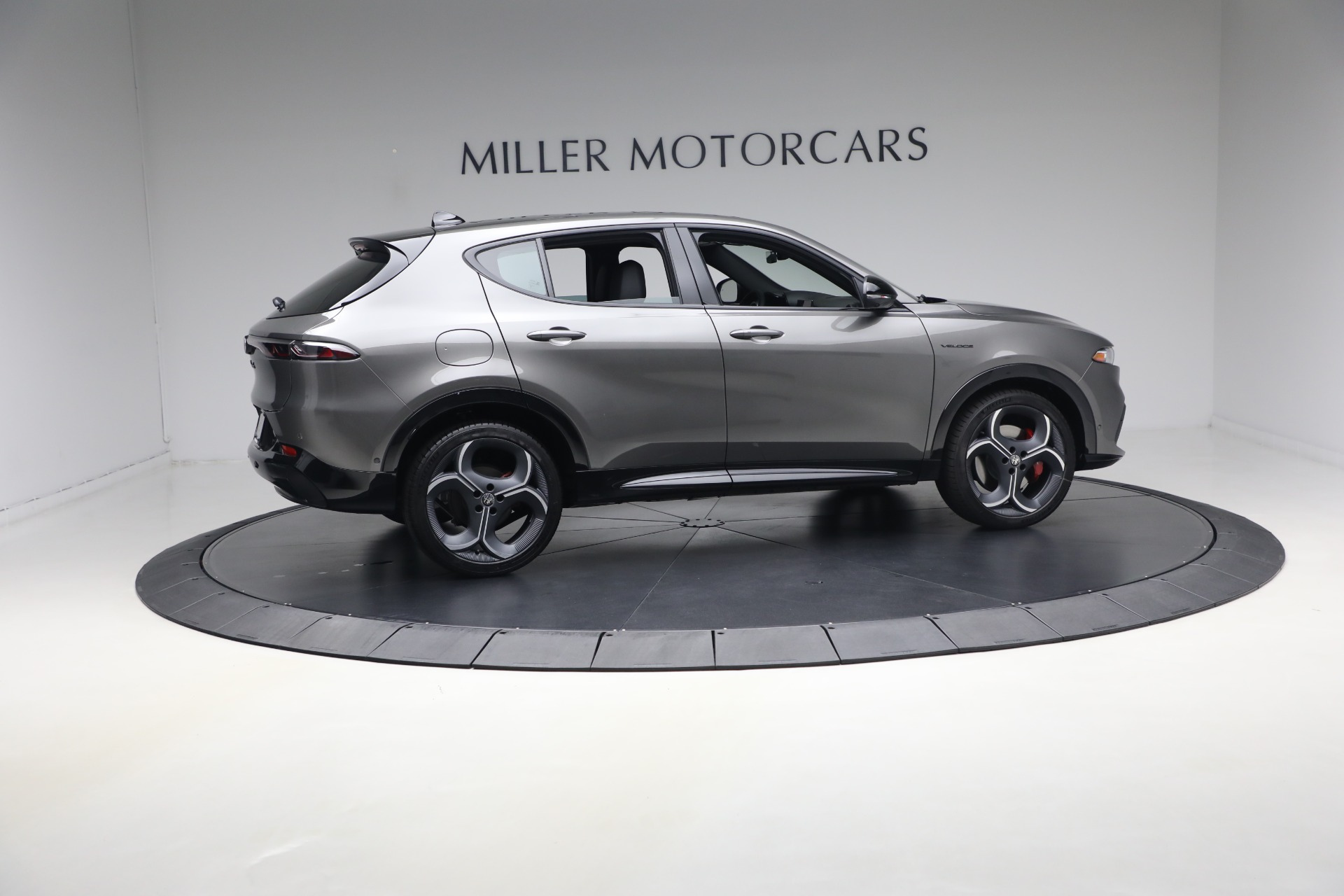 2026 Alfa Romeo Tonale Veloce - Photo 8