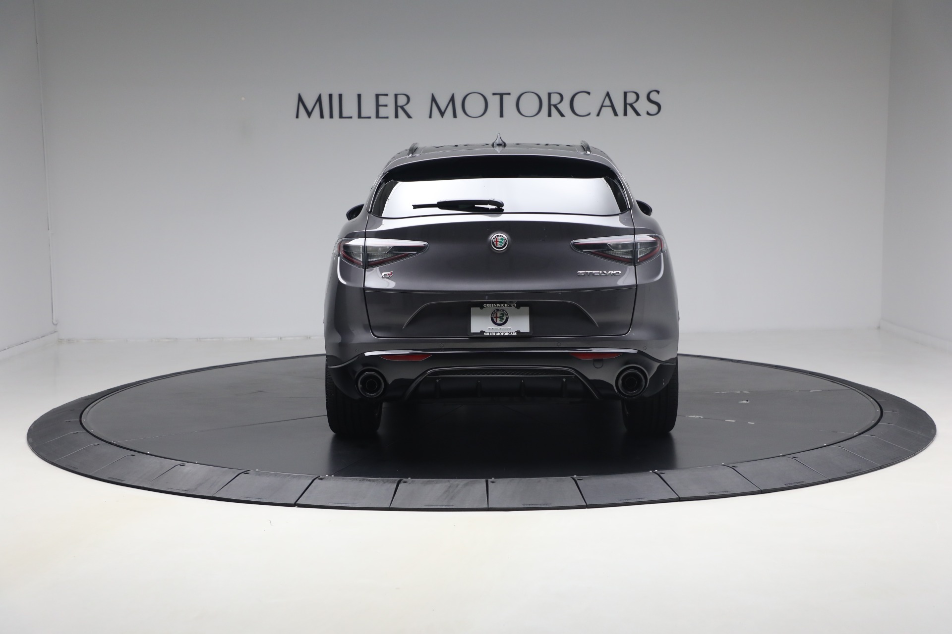 2026 Alfa Romeo Stelvio Base - Photo 6