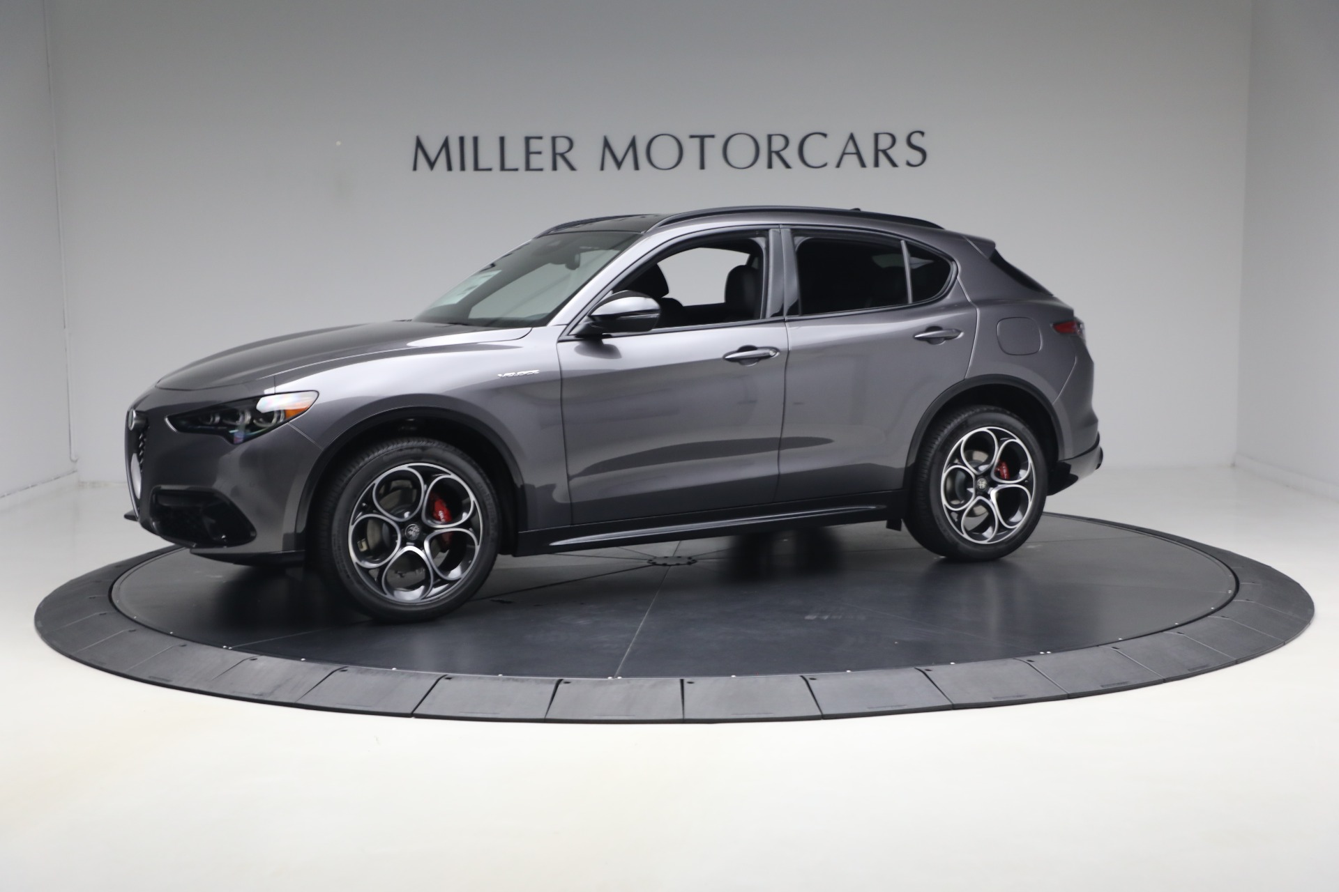 New 2026 Alfa Romeo Stelvio Veloce for sale $61,965 at Bugatti of Greenwich in Greenwich CT 06830 1