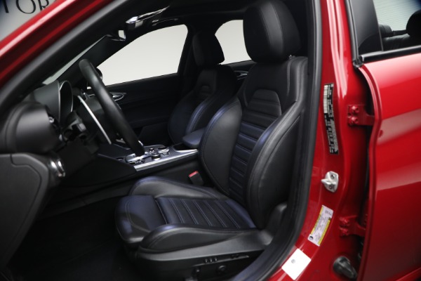 Used 2023 Alfa Romeo Giulia Veloce for sale $33,900 at Bugatti of Greenwich in Greenwich CT 06830 13