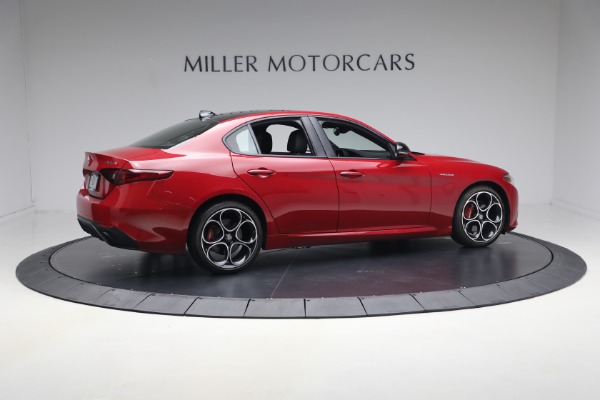 Used 2023 Alfa Romeo Giulia Veloce for sale $33,900 at Bugatti of Greenwich in Greenwich CT 06830 8
